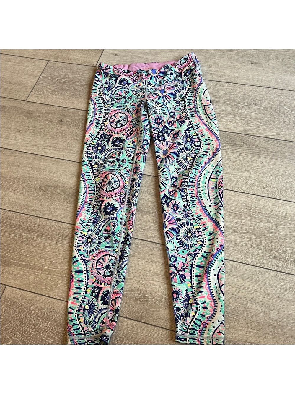 Lilly Pulitzer the weekender midi Leggings in Blue and Pink Floral small - Picture 2 of 7